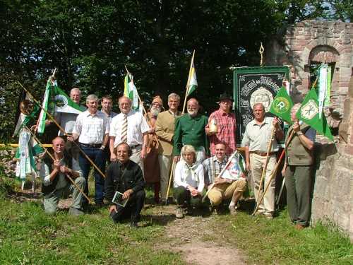   August 2005 - 11.Bundestreffen Krayenburg - Gruppenbild der Vertreter der Mitgliedsgemeinden