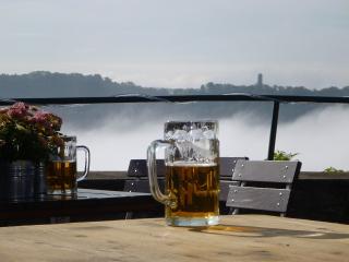 Blick zum Fuchsturm, Nebel über Jena-Ost