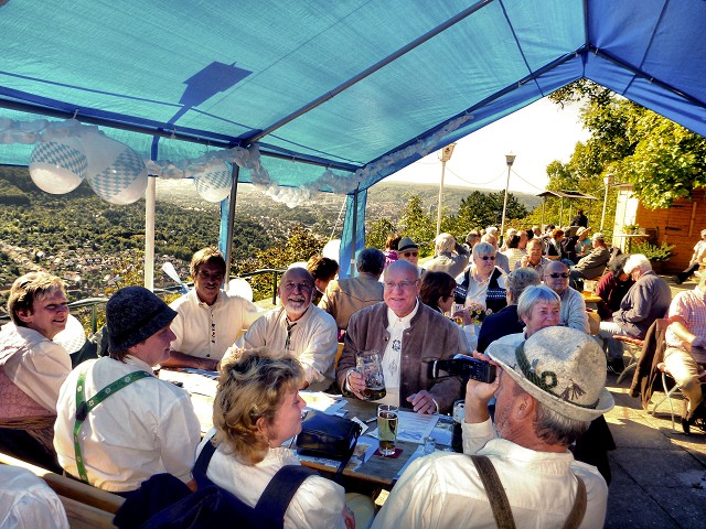 Hoch-Stimmung im Festzelt